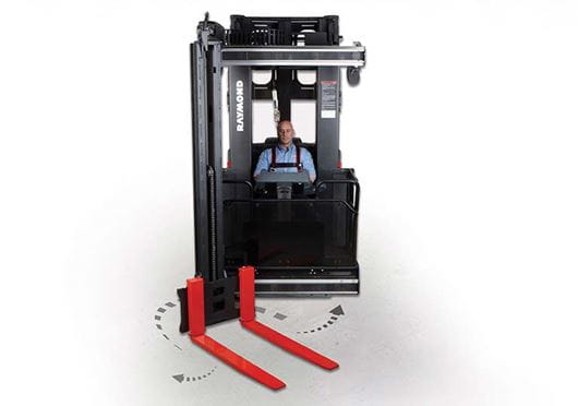 Raymond 9800 Swing Reach Truck auto traverse feature